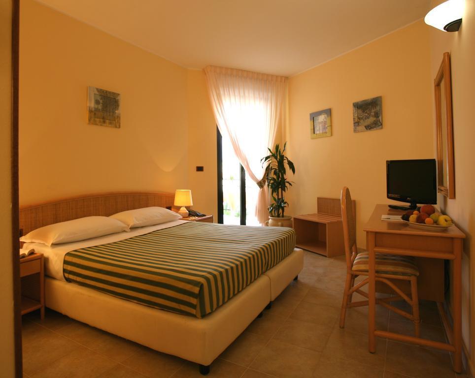Rina Hotel Alghero Exterior photo